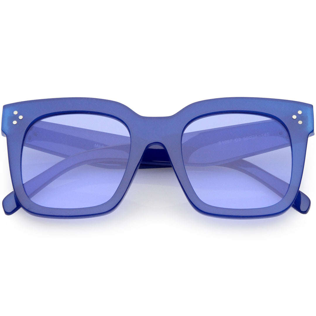 Bold Oversize Horned Rim Flat Lens Sunglasses