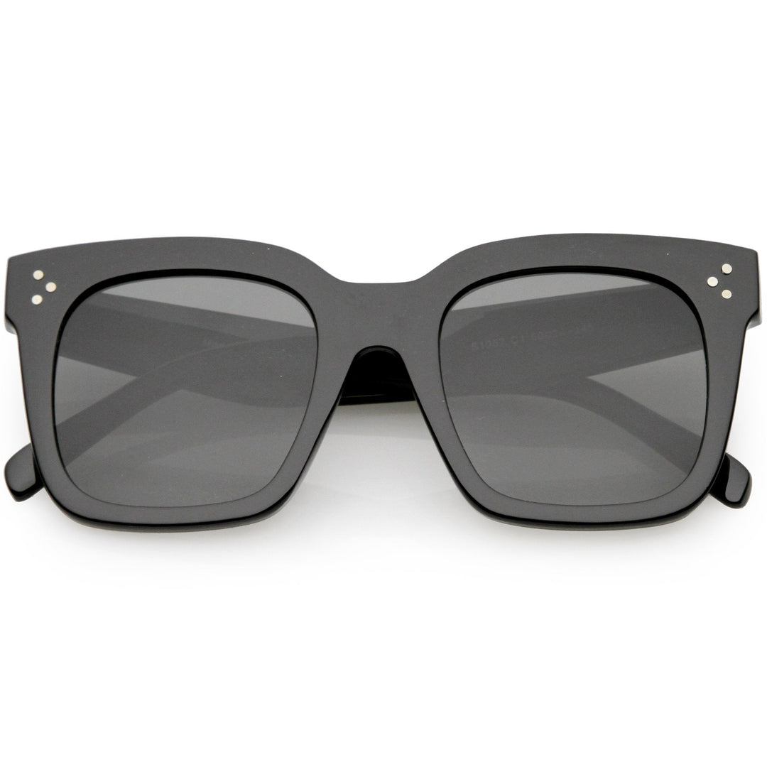 Bold Oversize Horned Rim Flat Lens Sunglasses