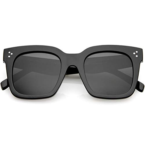Bold Oversize Square Horned Rim Flat Lens Sunglasses