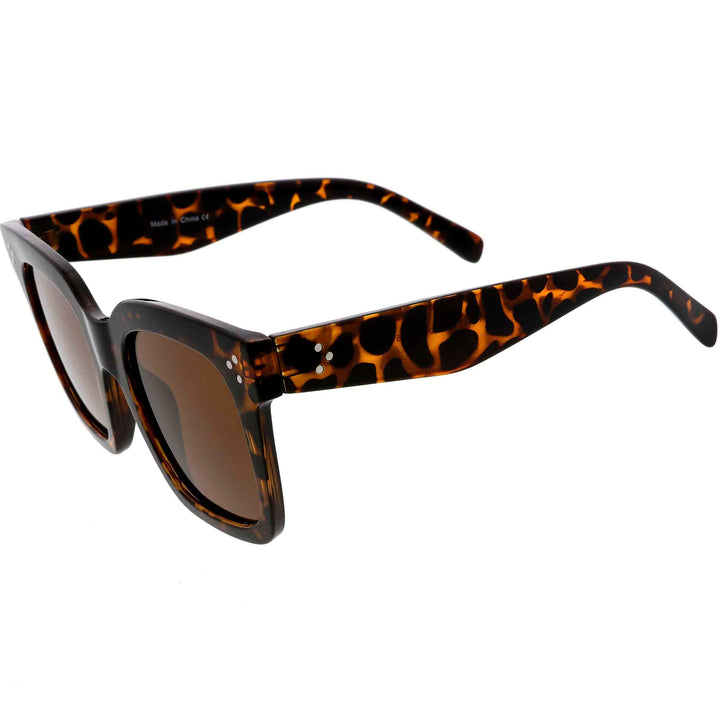Bold Oversize Square Horned Rim Flat Lens Sunglasses