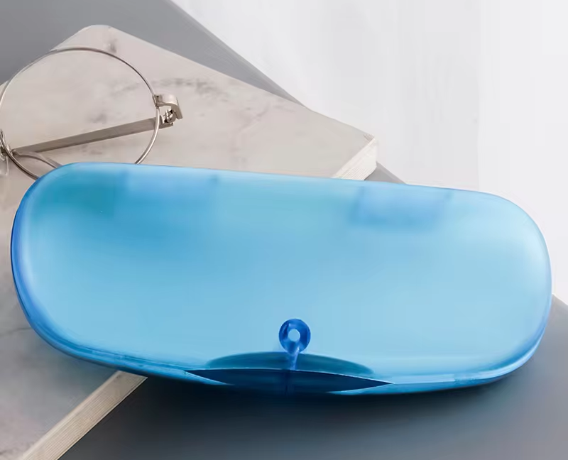 Hard Plastic Case with Magnetic Closure