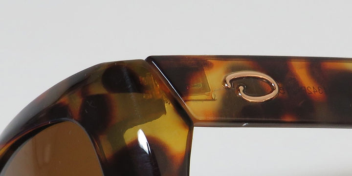 Oscar de la Renta Oscar 1342 Sunglasses