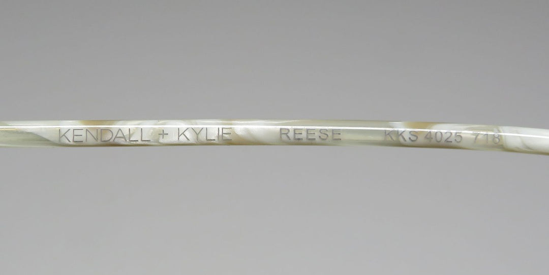 Kendall + Kylie Kks4025 Reese Sunglasses