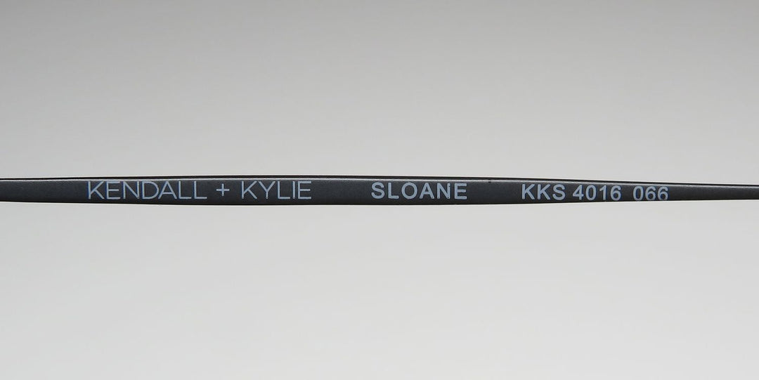 Kendall + Kylie Kks4016 Sloane Sunglasses