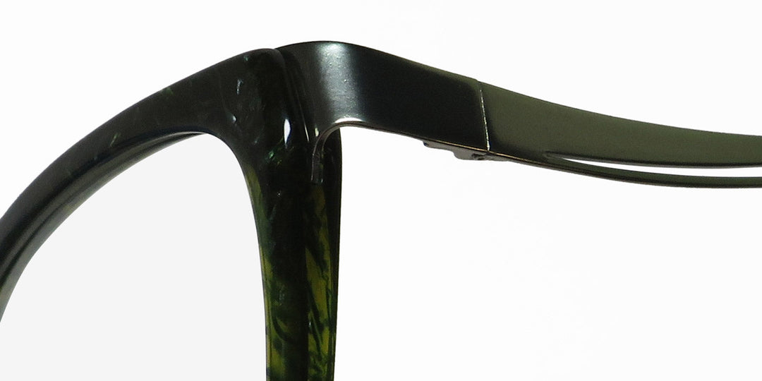 Vera Wang V905 Eyeglasses