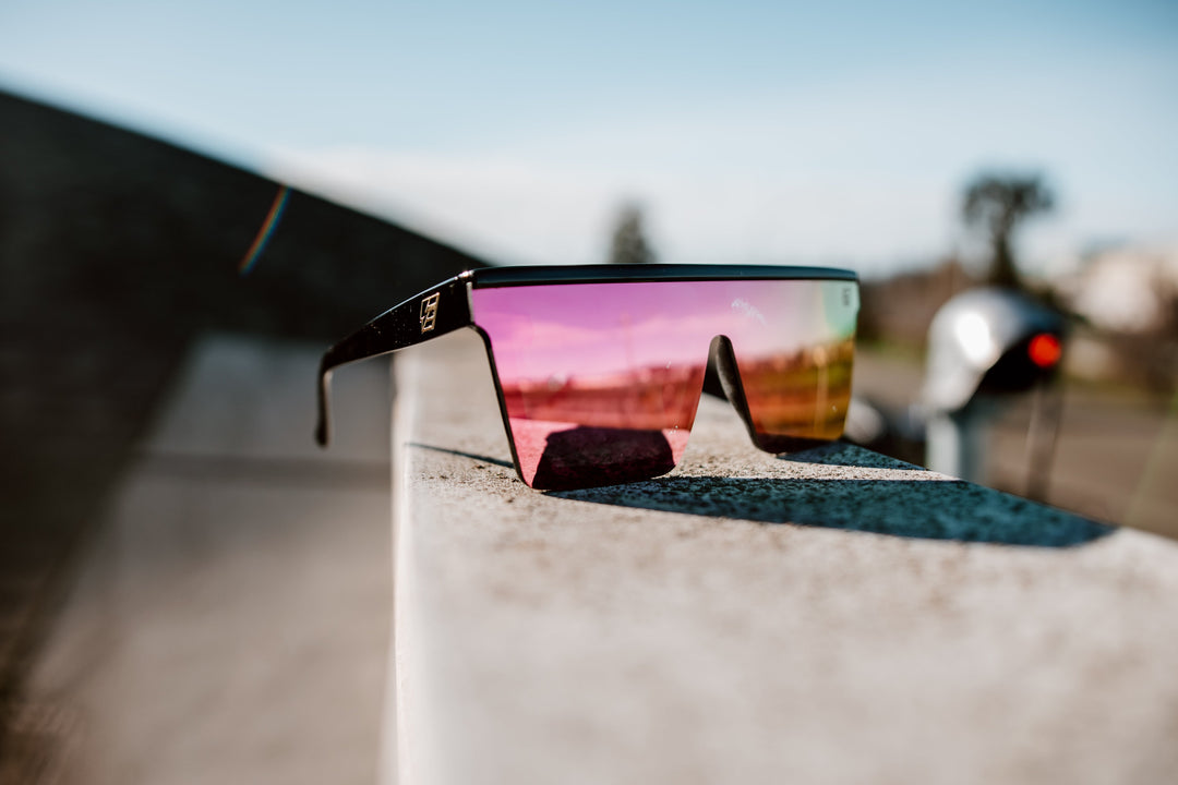 Afterhour gloss black frame/spectrum lens