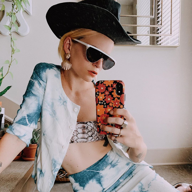 Retro Futuristic Flat Top Mono Shield Blade Sunglasses C953