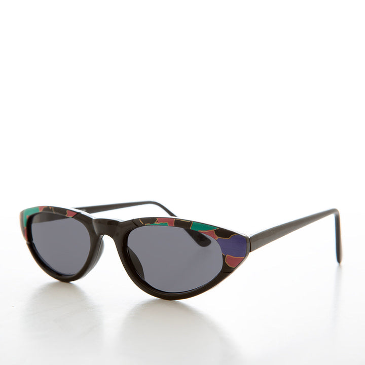 Slim Cat Eye with Brow Accent - Chicha