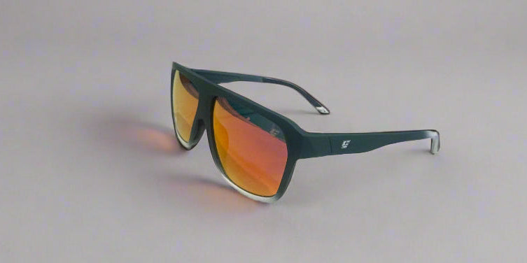 The Links. Green white fade. Sunset Revo Lens. Polarized