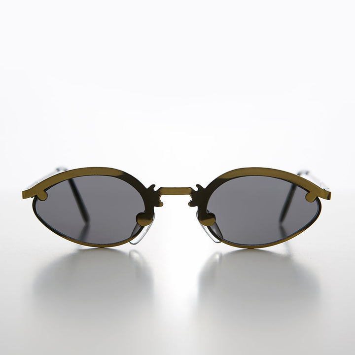 Unique Oval Metal Vintage 90s Sunglass - Lotus