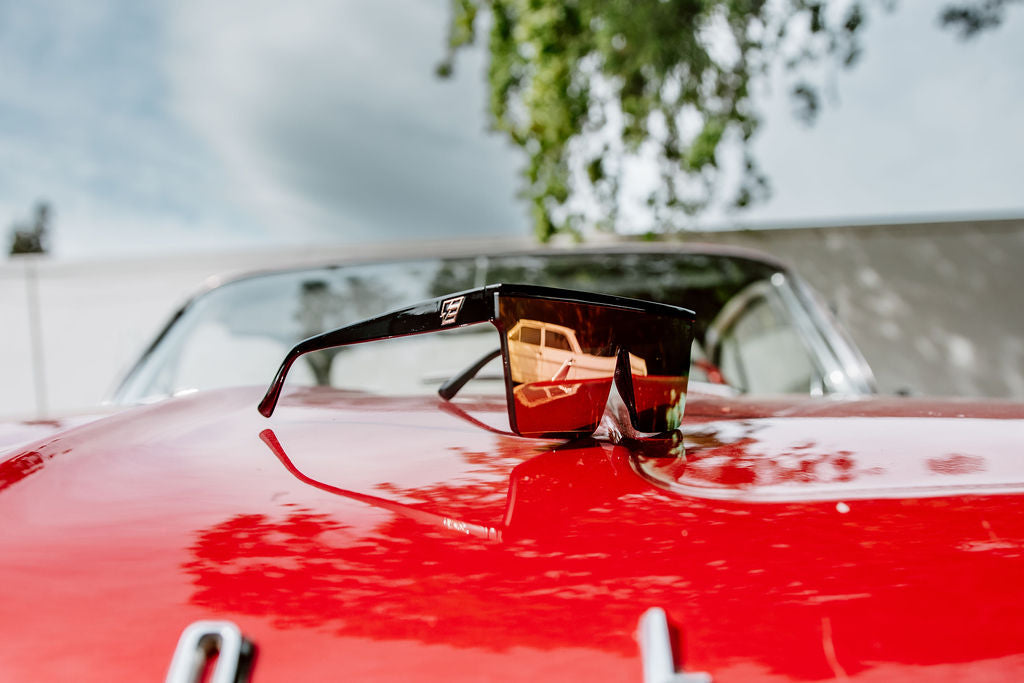 Afterhour gloss black frame/spectrum lens