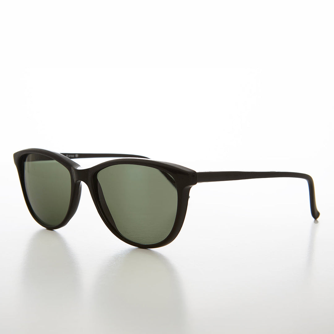 Classic Rounded Square Vintage Sunglass - Peppy