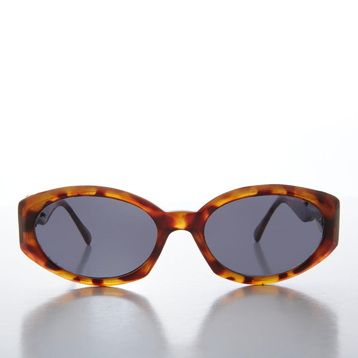 Oval Cat Eye With Gold Accents Vintage Sunglasses - Tana